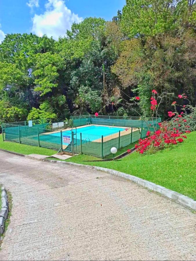 Appartement Cosy Dans Residence Avec Piscine Fort-de-France Exterior photo